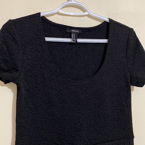 Forever 21 Black Short Sleeve Skater Dress Scoop Neck Mini Dress Size M - Picture 7 of 11